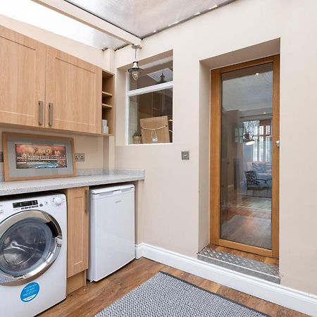 Besford Square, Shrewsbury Townヴィラ エクステリア 写真